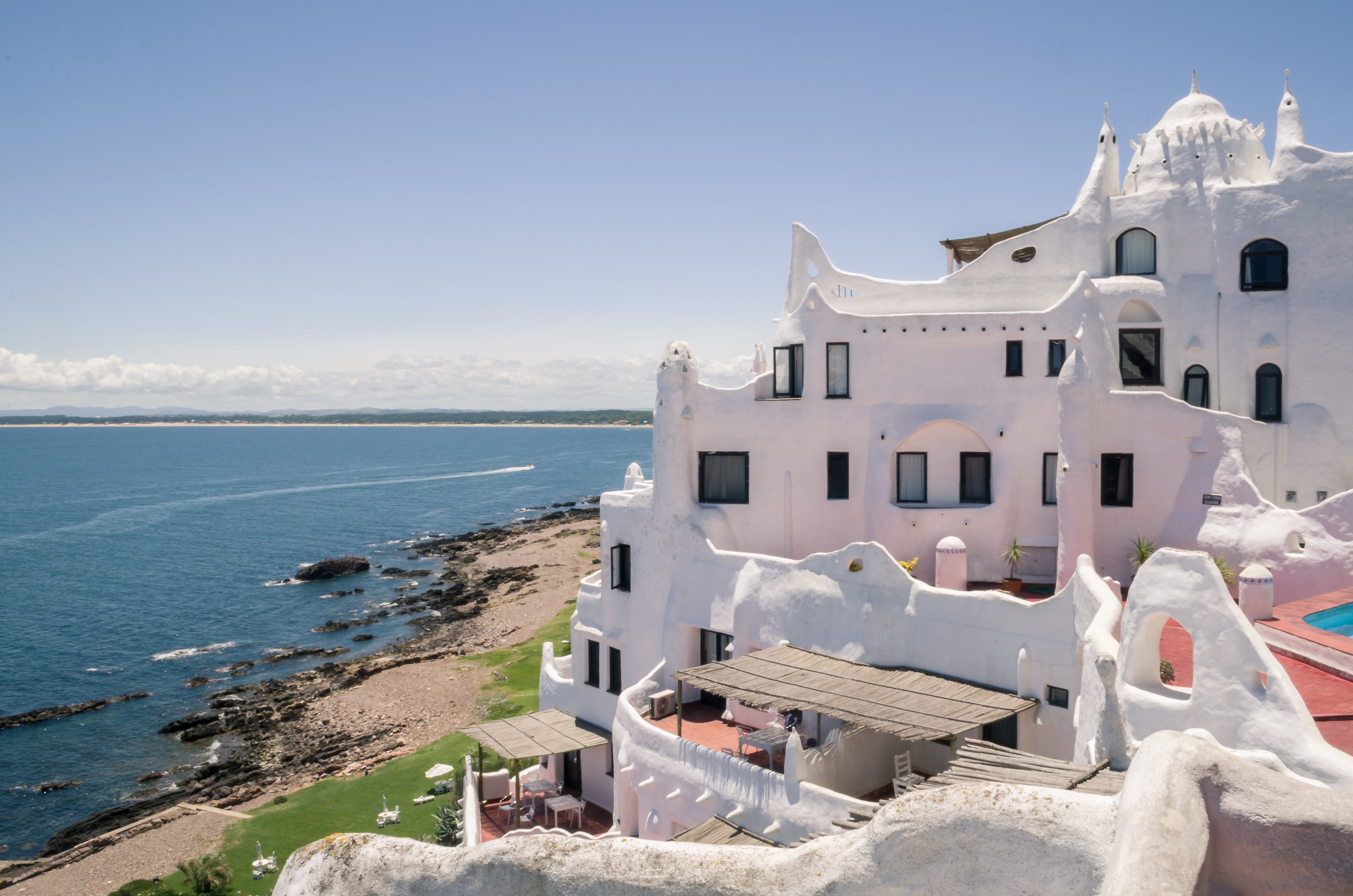 Casa Pueblo em Punta Ballena, à beira-mar no Uruguai