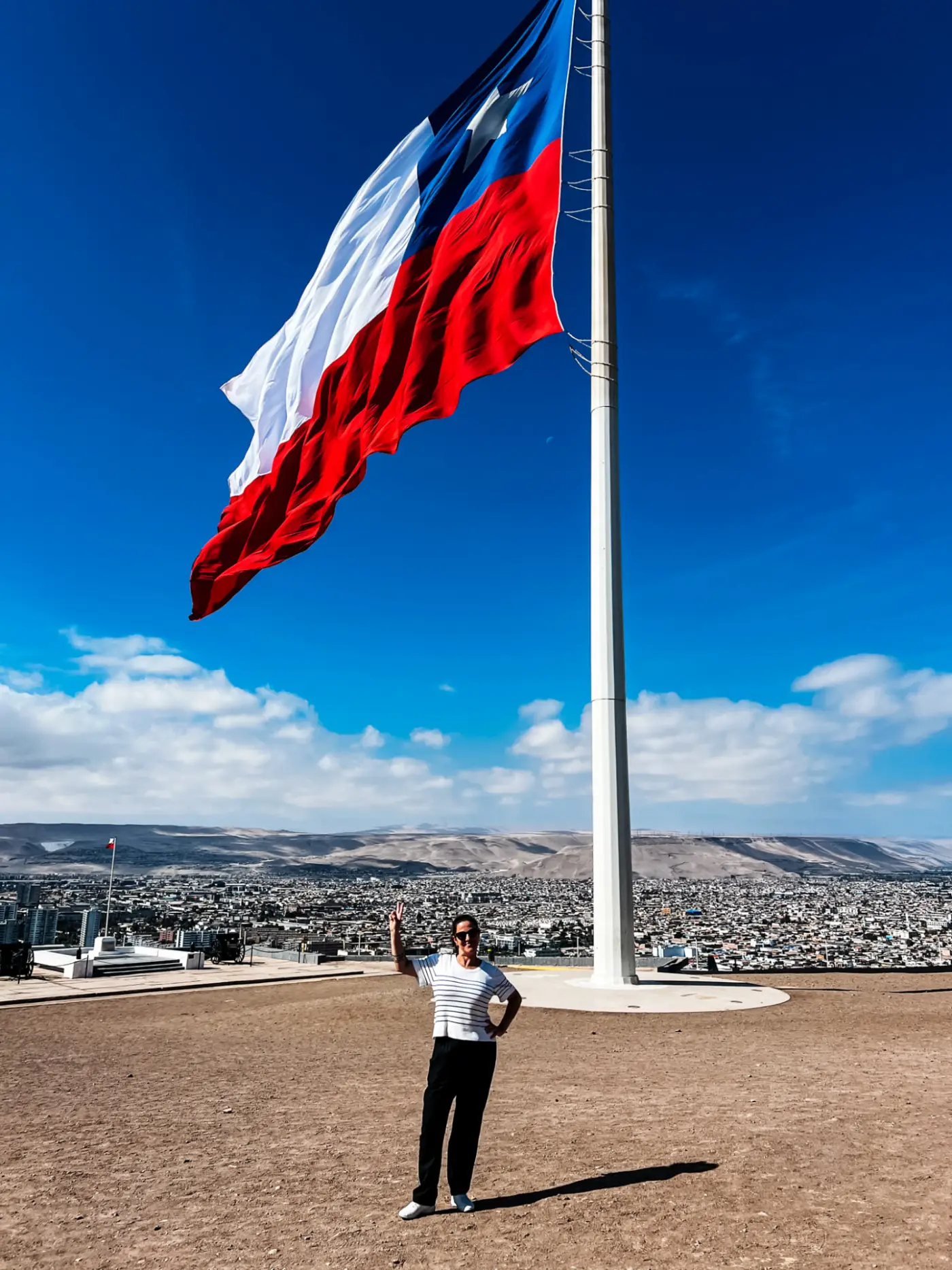 Bandeira gigante do Chile no Morro de Arica